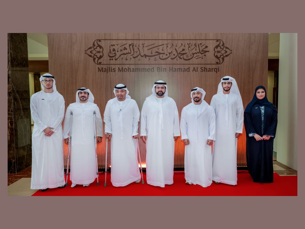 ولي عهد الفجيرة يشهد جلسة حوارية بعنوان "التميّز الرياضي: نماذج ملهمة من الفجيرة"
