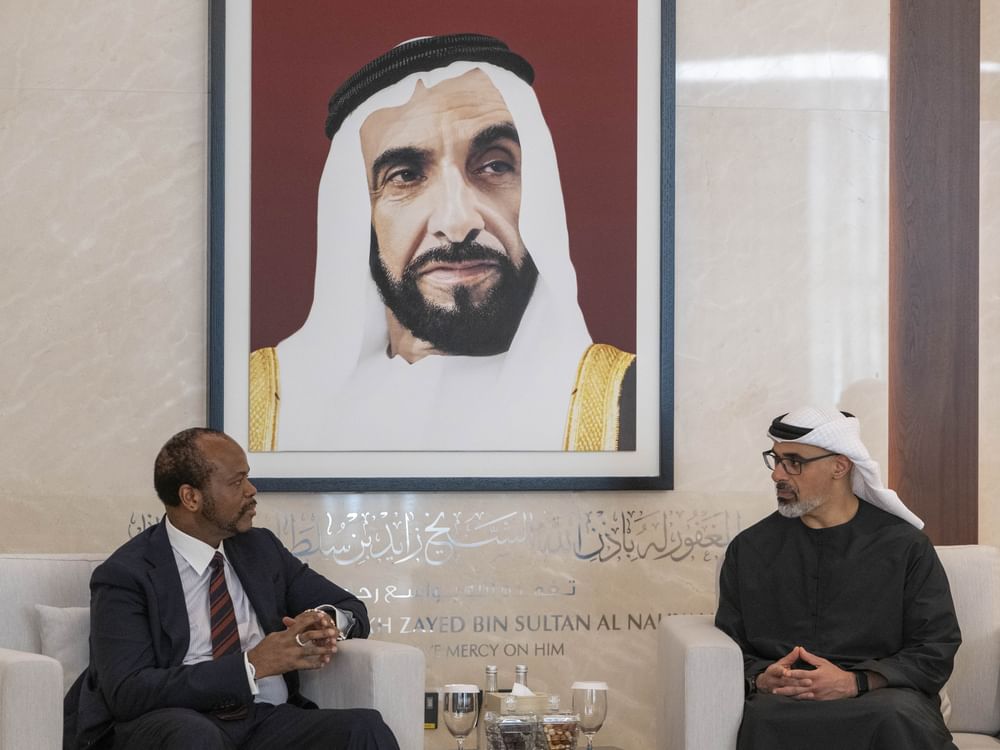 Khaled bin Mohamed bin Zayed discusses enhancing bilateral cooperation with King of Eswatini