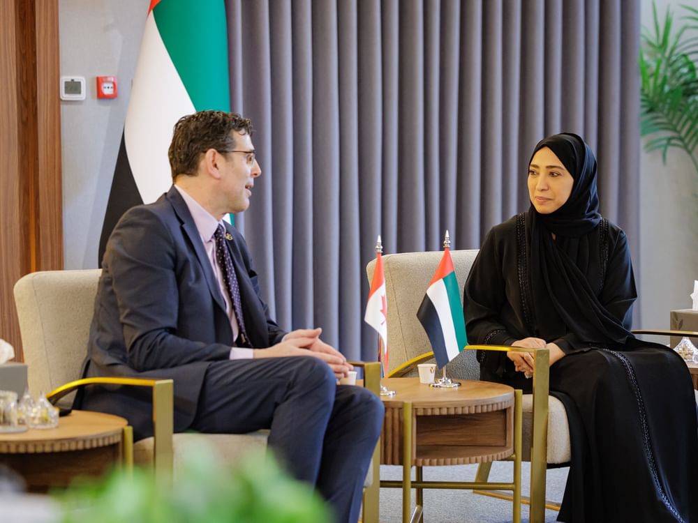 جامعة محمد بن زايد للعلوم الإنسانية تبحث التعاون الأكاديمي مع "غويلف" الكندية