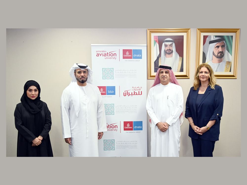 "أوقاف دبي" و "جامعة الإمارات للطيران" تتعاونان لدعم الطلاب