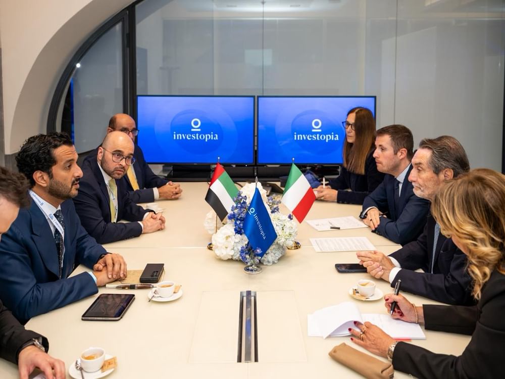 وزير الاقتصاد والسياحة يبحث مع مسؤولين في إيطاليا ومالطا فرص الشراكة بقطاعات الاقتصاد الجديد
