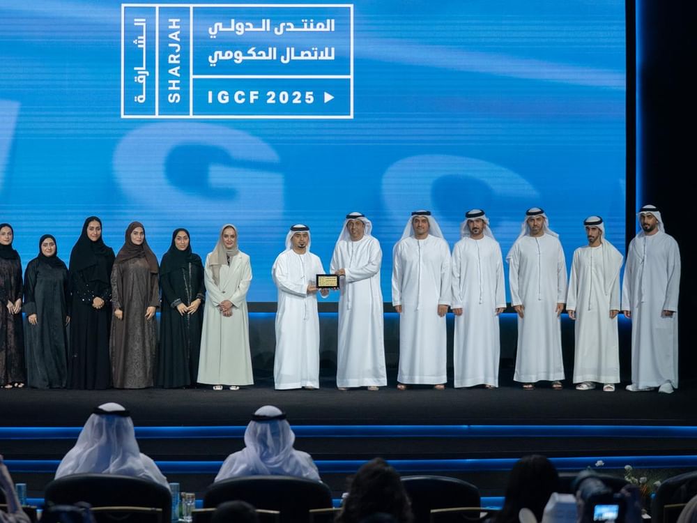 جناح "الشارقة للثروة السمكية" بمنتدى الاتصال الحكومي يعزز معرفة الناشئة بمهنة الصيد