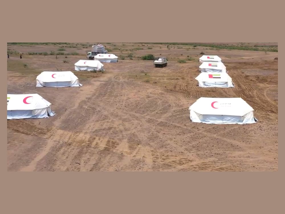 UAE provides humanitarian aid to flood-affected families on Yemen’s West Coast