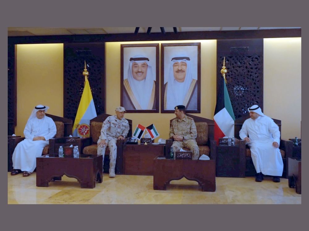 نائبُ رئيس الأركان يبحث مع رئيس الأركان الكويتي ونائبه تعزيز التعاون العسكري