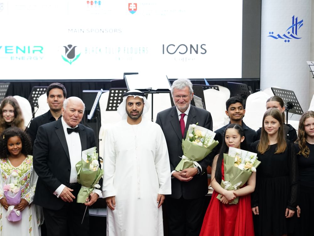 محمد بن سعود يشهد الحفل الموسيقي الكلاسيكي للجمعية التشيكية والسلوفاكية