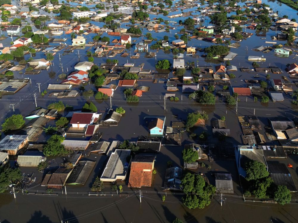 107 morts dans les inondations au Brésil Agence de presse des Émirats