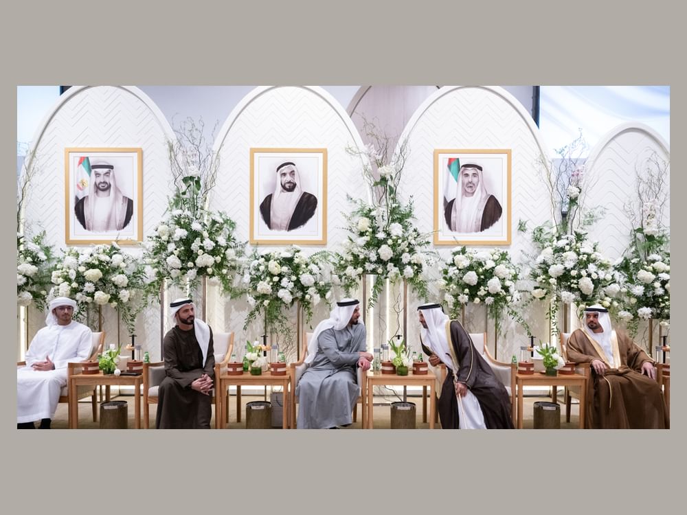 سيف بن زايد يحضر أفراح الفهيم والخاطر 