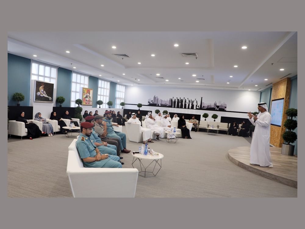 ملتقى الشركاء الأول للمركز الإبداعي بأم القيوين يناقش المبادرات الداعمة لرؤية ورسالة وزارة الثقافة