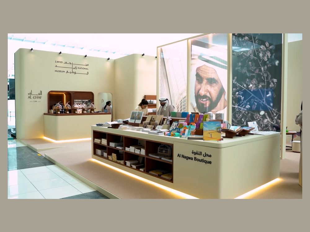 "أبوظبي للكتاب" يرسخ صلة الأجيال الناشئة بتاريخ الإمارات وتراثها
