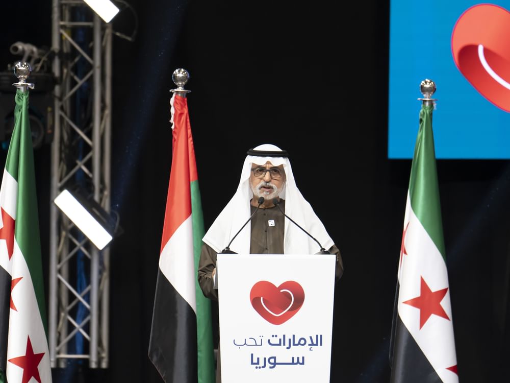 نهيان بن مبارك يشارك الجالية السورية في الإمارات الاحتفال بـموروثهم الثقافي والحضاري ويكرم عدداً من الشخصيات 