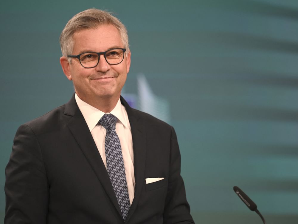 EU Migration Commissioner calls for end to internal Schengen border checks