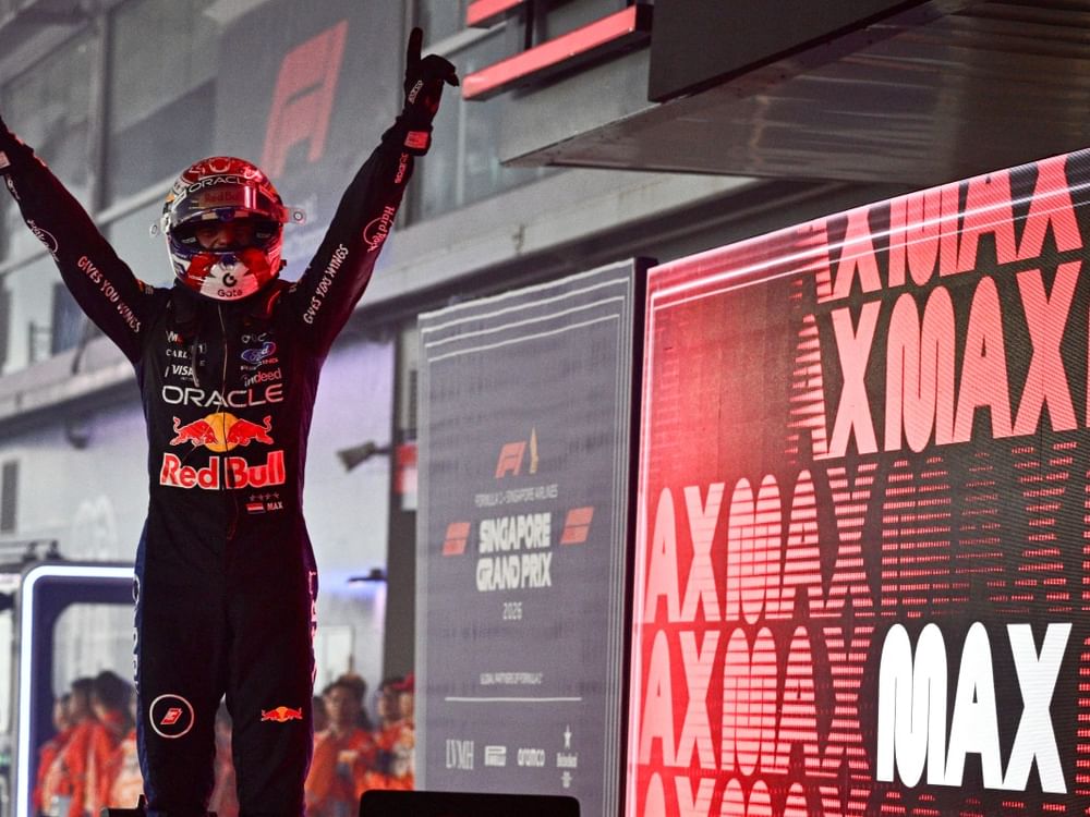 Verstappen seals commanding maiden Singapore Grand Prix victory