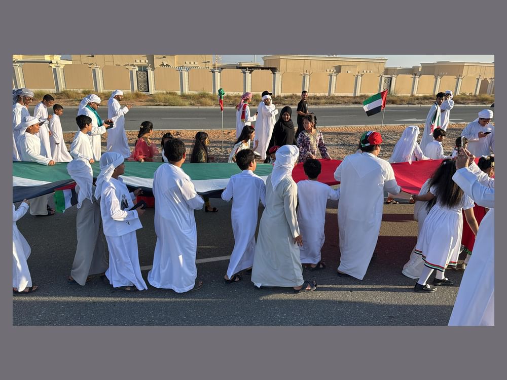 أهالي بطين السمر في رأس الخيمة يحتفلون بـ"عيد الاتحاد 53"