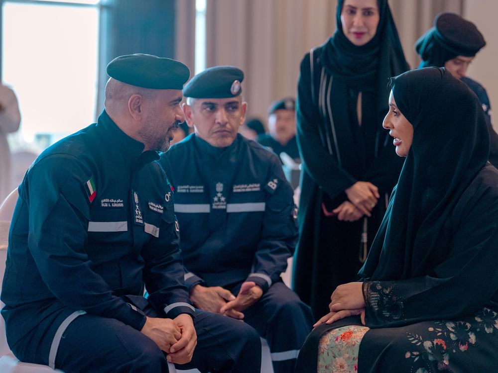 هيئة أبوظبي للدفاع المدني تحتفي بيوم المرأة الإماراتية