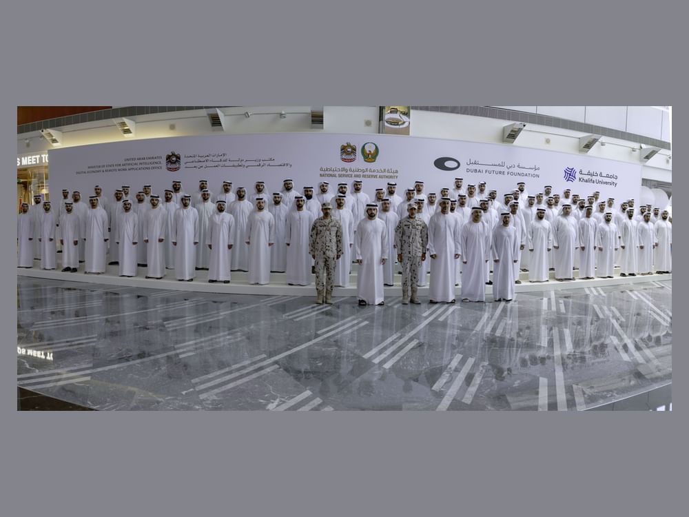 Hamdan bin Mohammed meets with outstanding participants of ‘Al Nokhba’ Programme