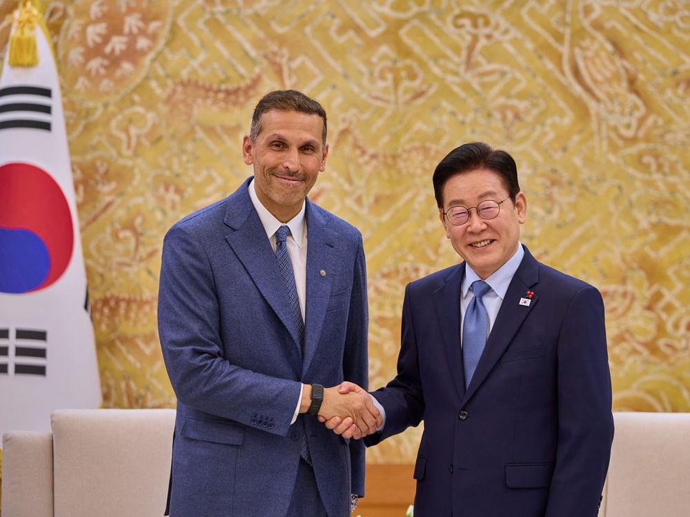 Халдун Аль Мубарак встретился с президентом Республики Корея