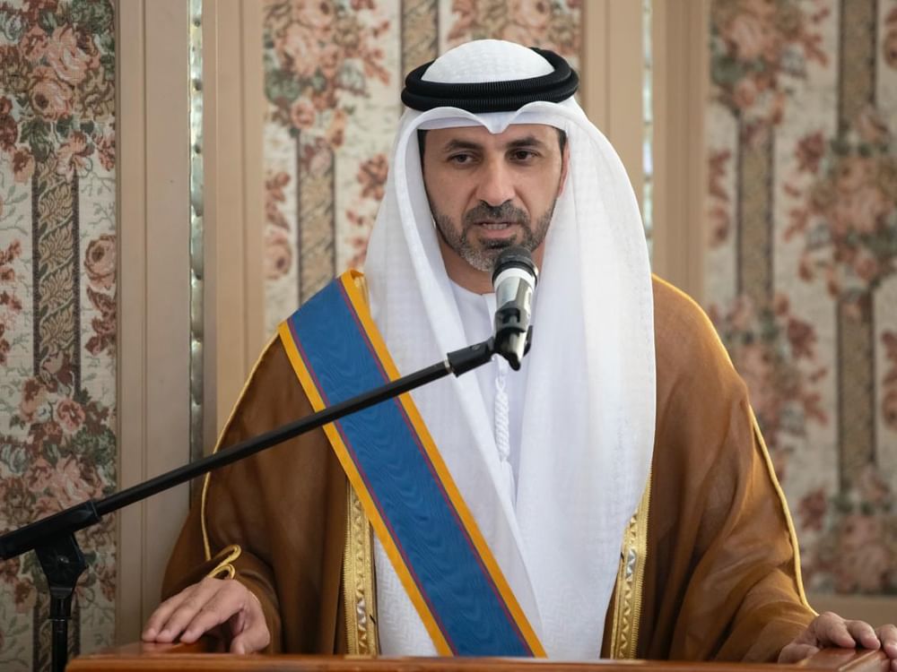 سفير الإمارات يتسلم وسام "هونوراتو فاسكيز" من وزيرة خارجية الإكوادور