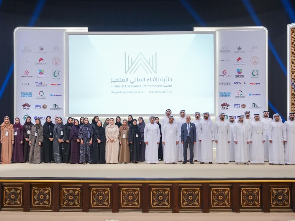 "مالية الشارقة " تحتفي بالفائزين بالنسخة الـ 6 من  جائزة الأداء المالي المتميز