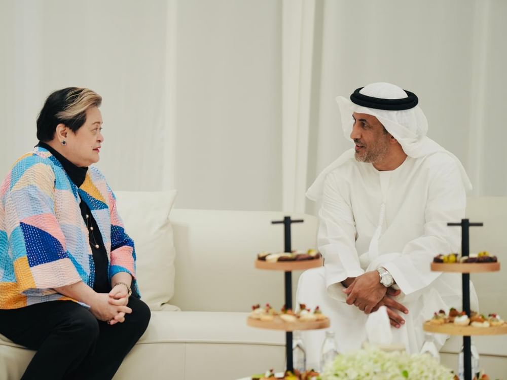 Al Hajeri receives Secretary of Foreign Affairs of Philippines