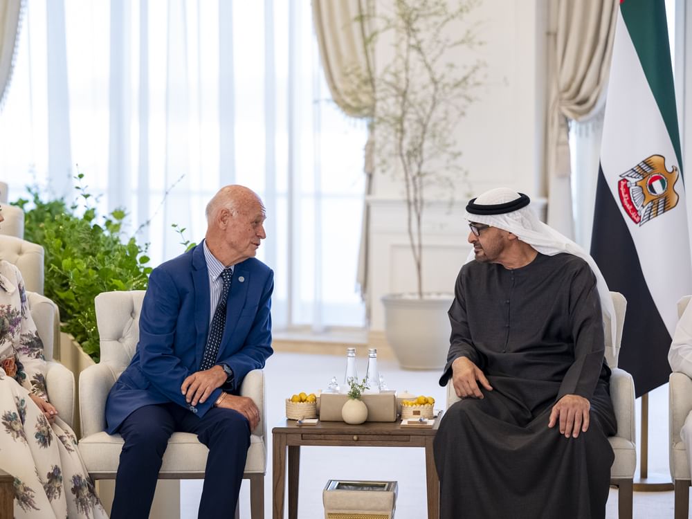 رئيس الدولة يستقبل الداعمين والشركاء في مبادرة