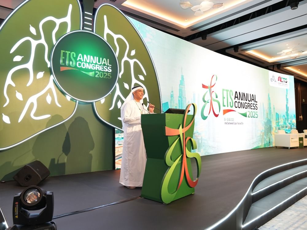 مؤتمر "الإمارات لطب وجراحة الصدر" يطلق "جائزة البحث والابتكار"