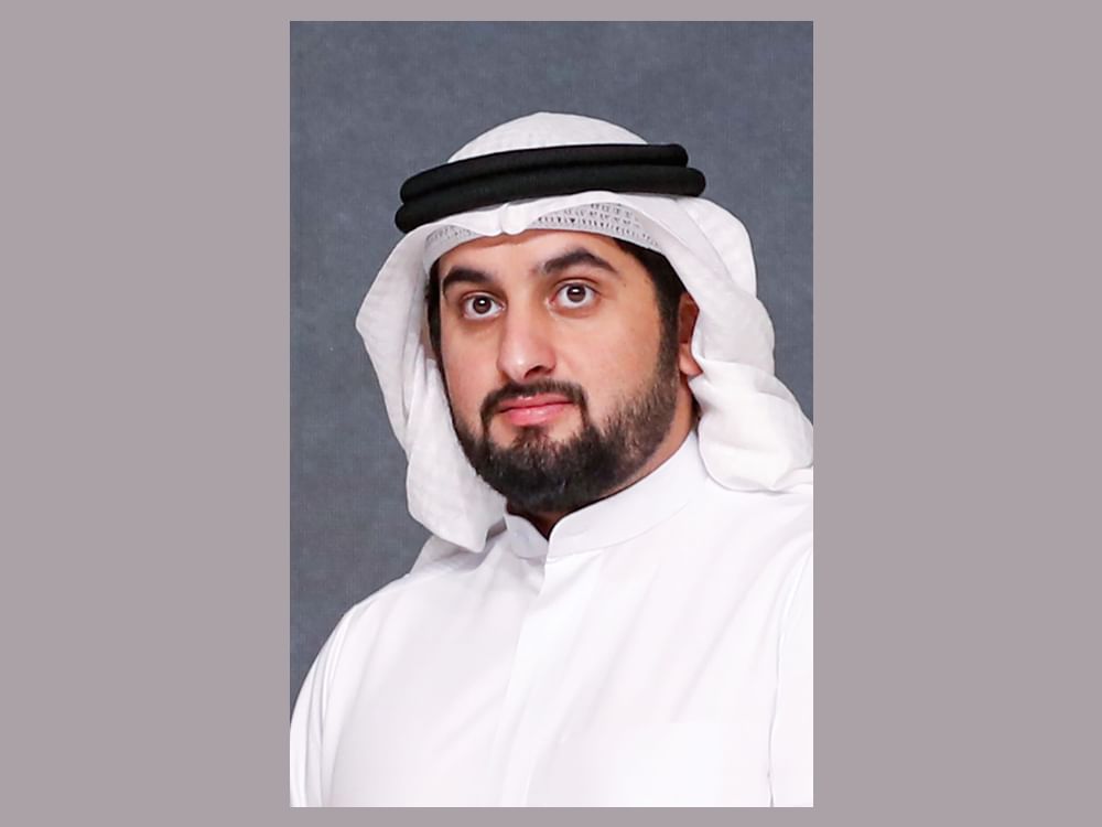 أحمد بن محمد: سيظل الوطن وفياً لذكرى أبطال شيّدوا بتضحياتهم حصناً منيعاً يصون عِزّتَه ويُعلي رايته