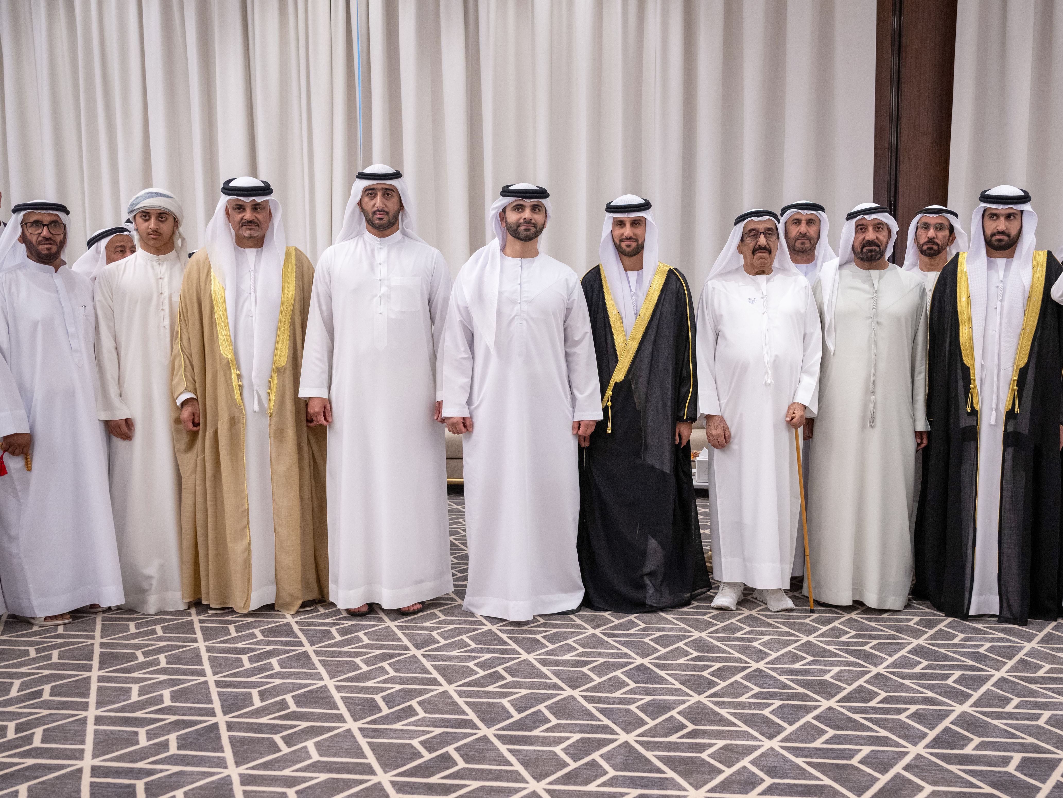 أحمد بن سعيد ومنصور بن محمد يحضران أفراح بن سليمان والمهيري