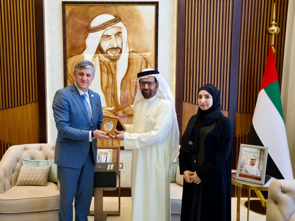 علي النعيمي يستقبل سفير أوكرانيا