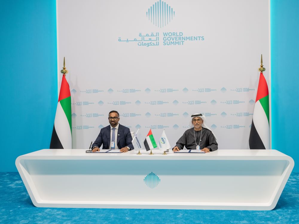 "أبوظبي للتنمية" و"إنسبشن" يوقّعان اتفاقية تعاون إستراتيجية في مجال الذكاء الاصطناعي