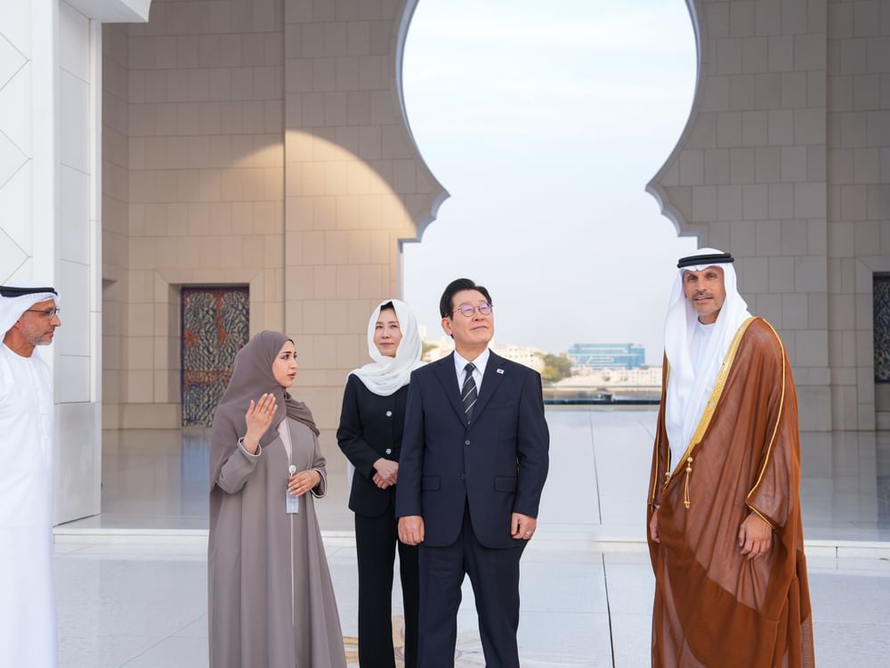 President of Republic of Korea visits Sheikh Zayed Grand Mosque in Abu Dhabi