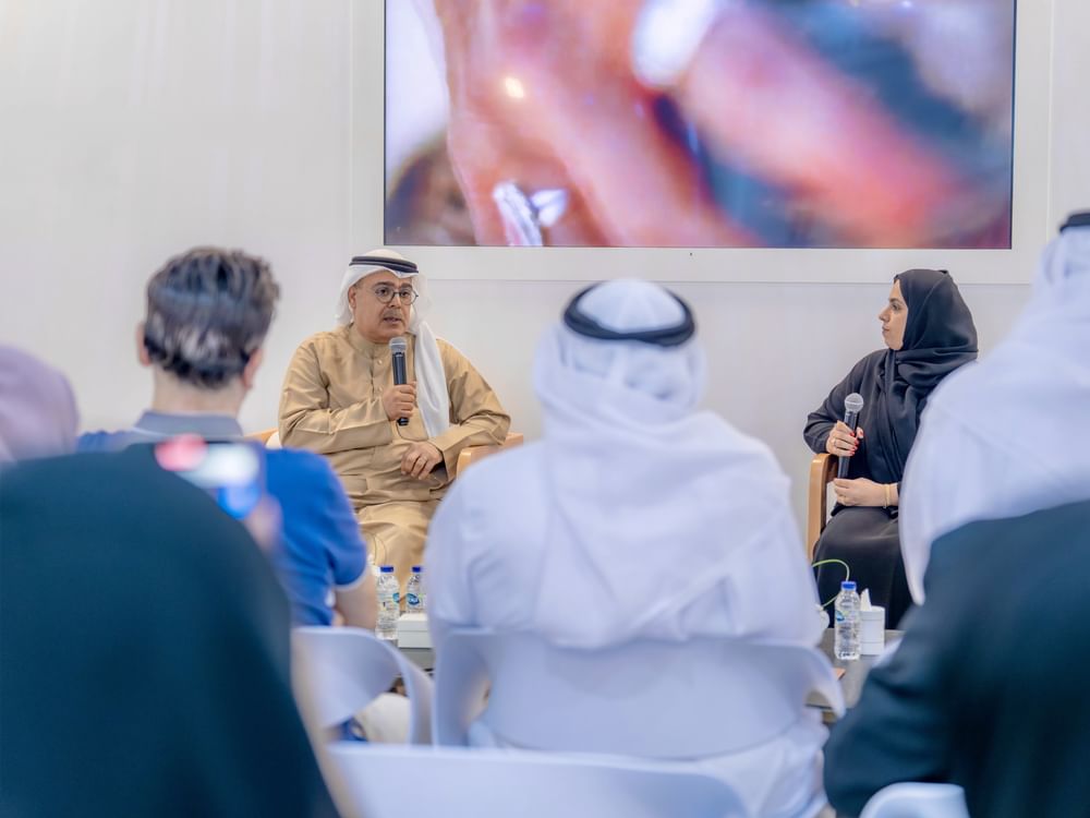 الشارقة تبرز جهودها في حفظ التراث خلال "معرض الكتاب"