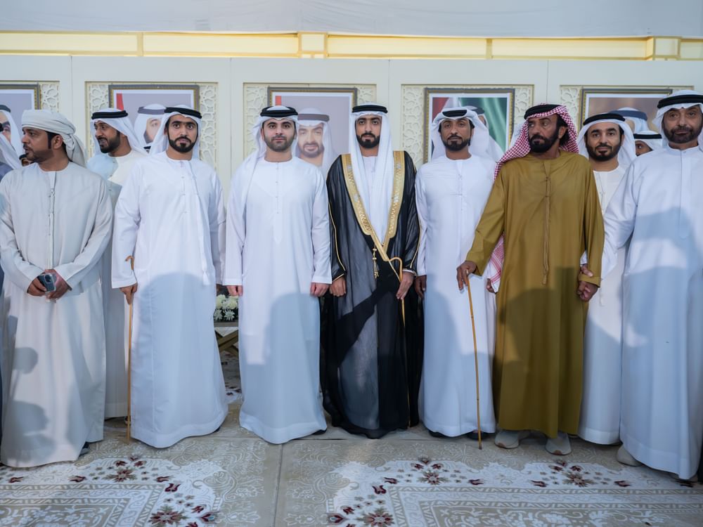 منصور بن محمد يحضر أفراح الكتبي