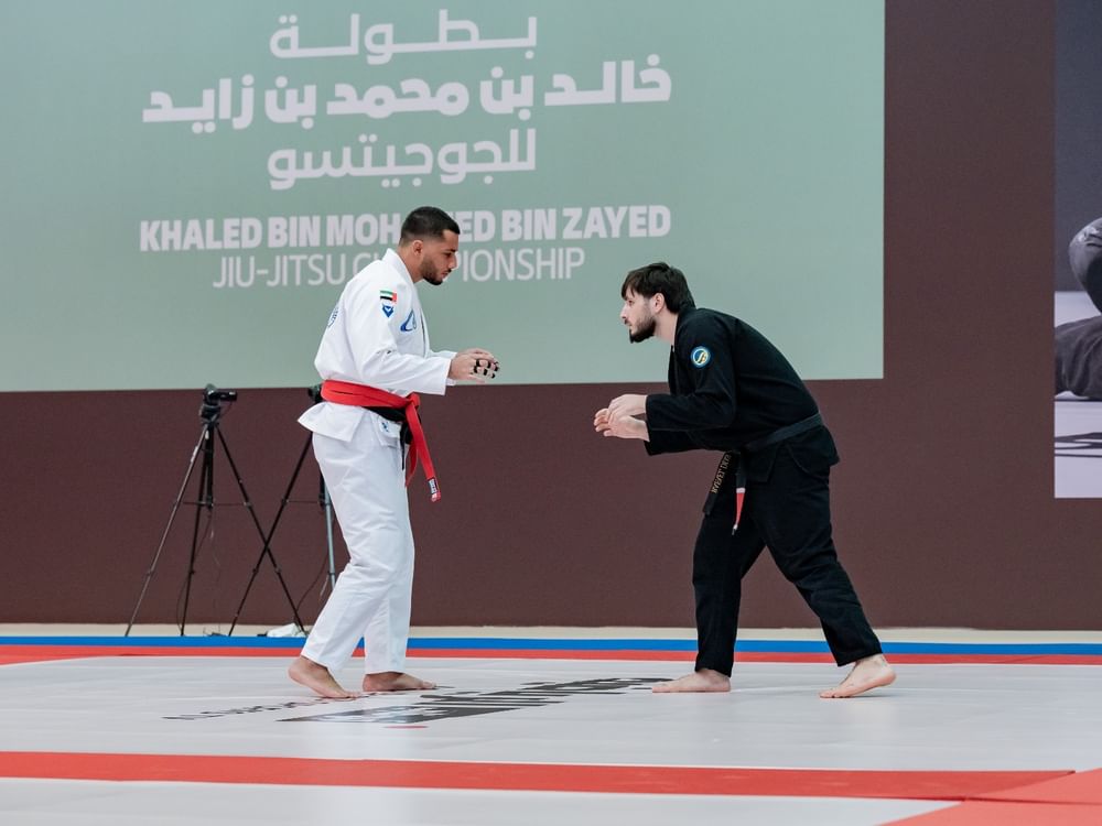 بني ياس يتصدر منافسات اليوم الأول من الجولة السابعة لبطولة خالد بن محمد بن زايد للجوجيتسو 