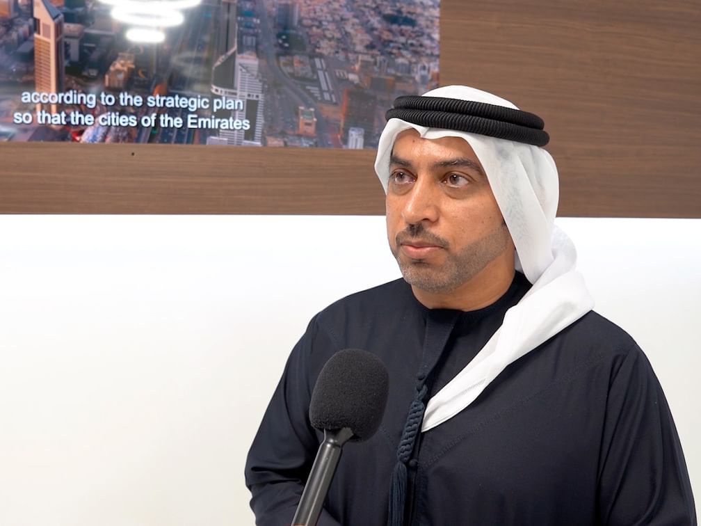 أسبوع أبوظبي للاستدامة / "الطاقة والبنية التحتية" تستعرض جهود الدولة في التحول للطاقة النظيفة