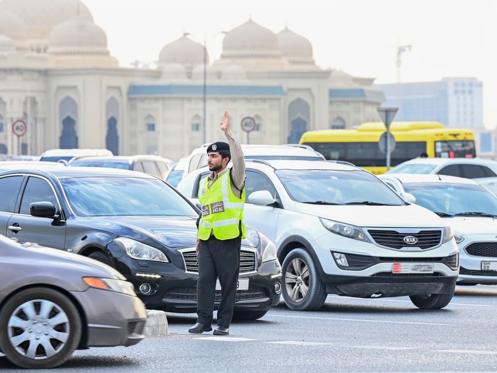 شرطة الشارقة تكثف جهودها لتأمين العام الدراسي الجديد
