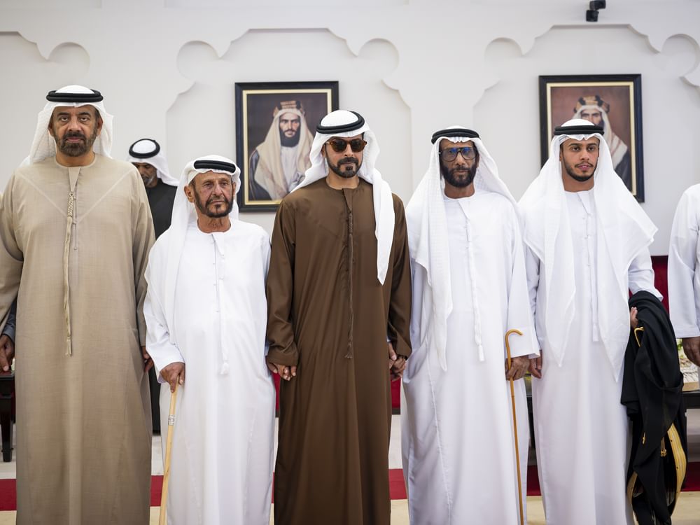 خليفة بن طحنون بن محمد يحضر حفل استقبال بمناسبة زفاف حمدان حمد العامري