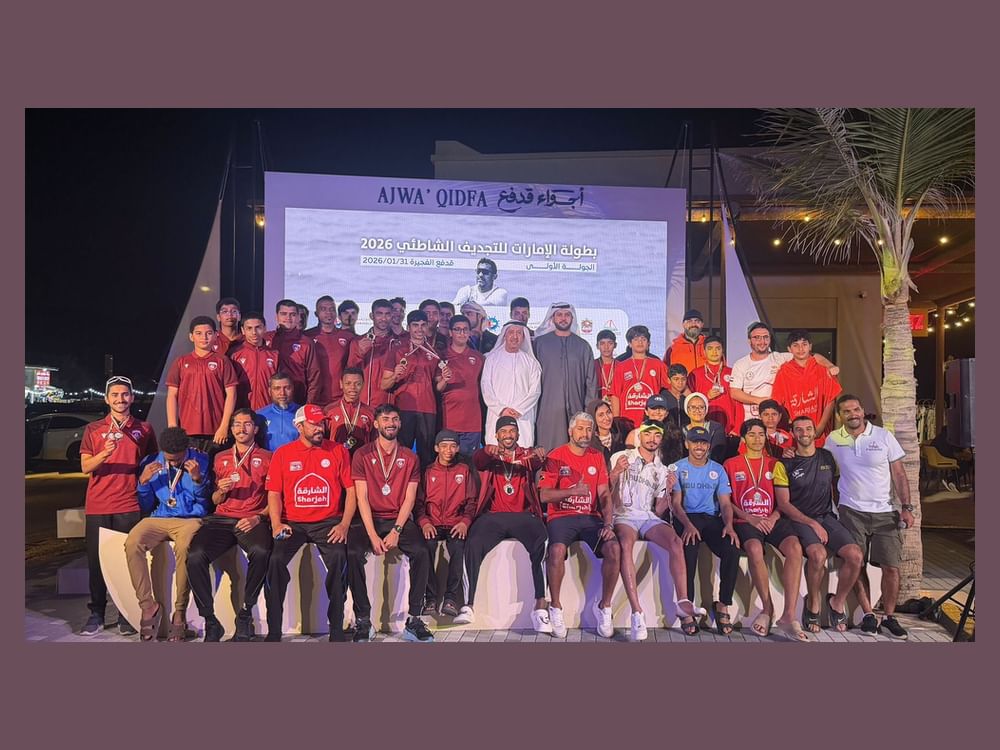 "الحمرية" بطلا للجولة الأولى من بطولة الإمارات للتجديف الشاطئي