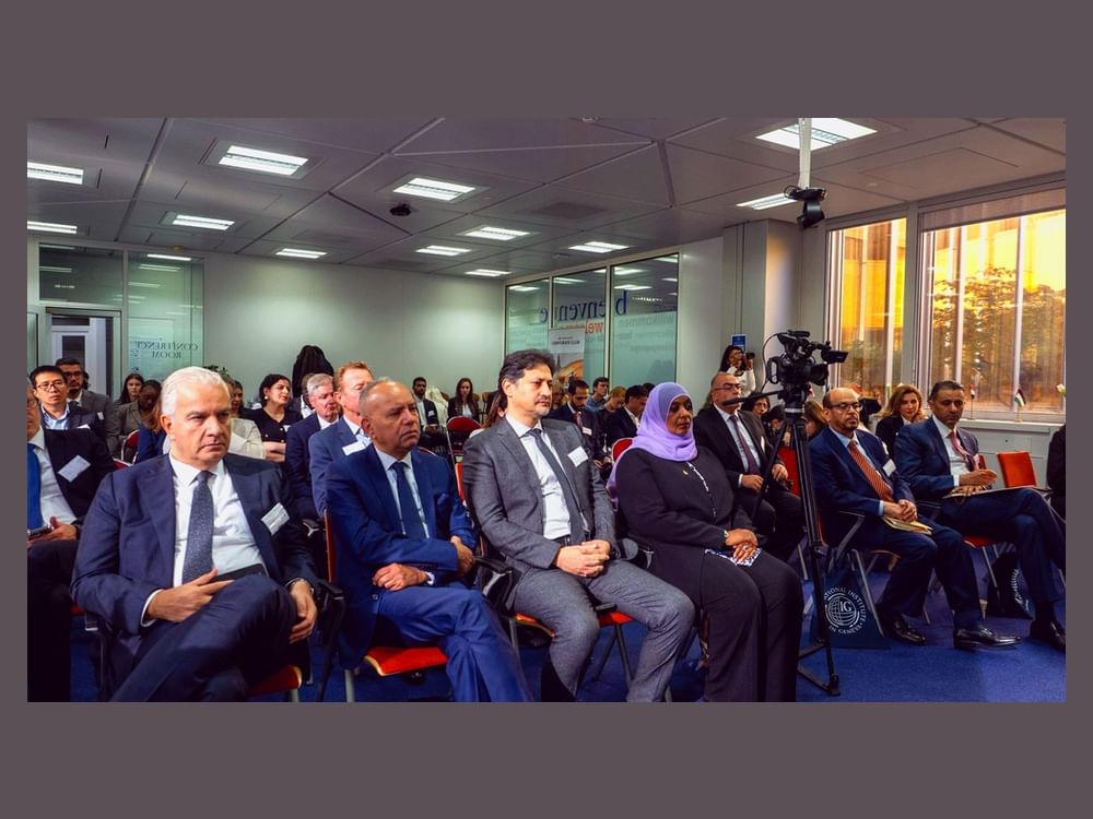 غرفة عجمان تشارك في" المؤتمر المصرفي" بجنيف