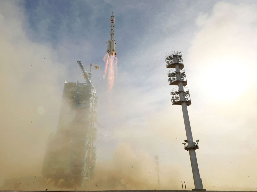 神舟二十二号飞船发射取得圆满成功