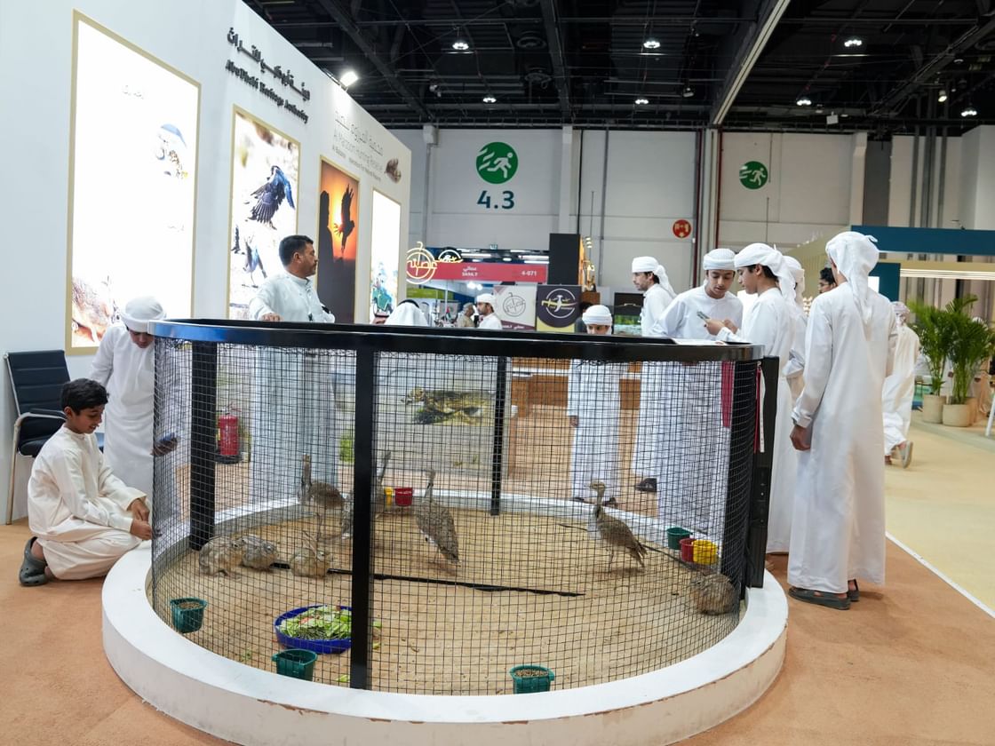 "محمية المرزوم" وجهة الاستدامة في "معرض أبوظبي للصيد والفروسية"