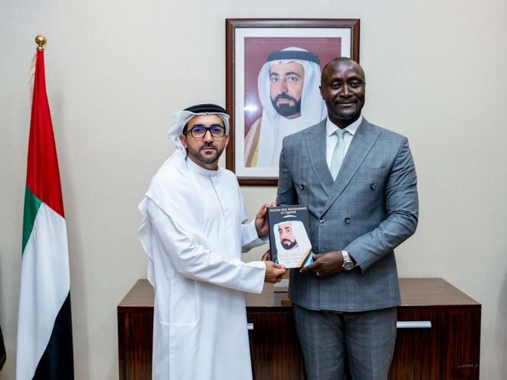 الشارقة وغينيا تبحثان التعاون في مجالات التعليم العالي والطيران المدني والتبادل الثقافي