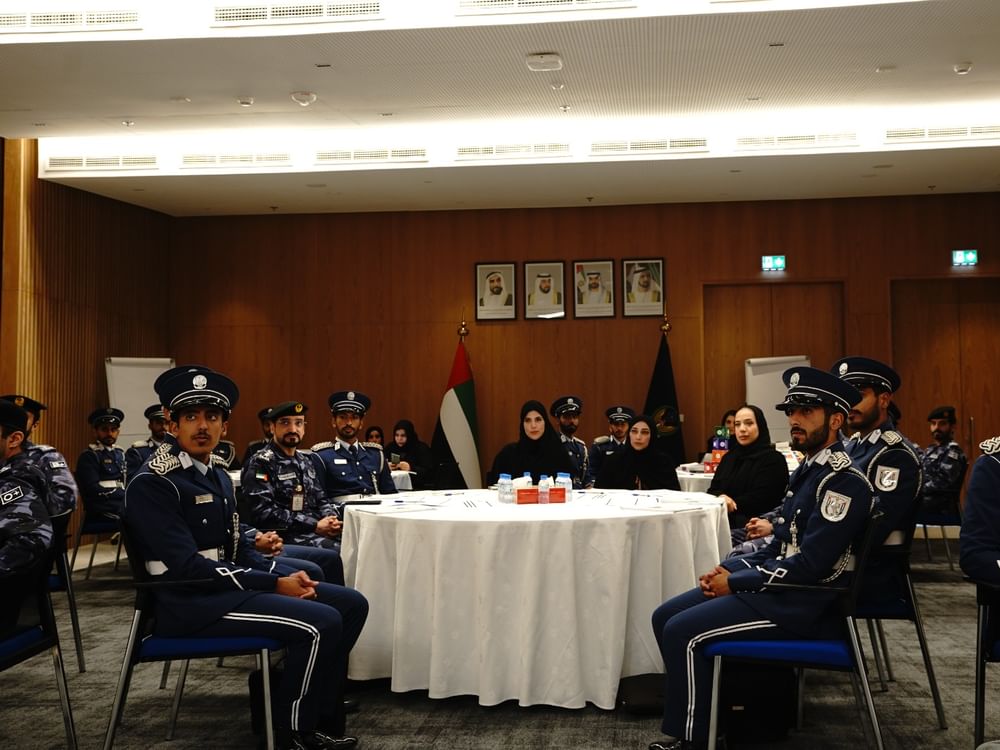 كلية الشرطة تنظم مختبر الابتكار الطلابي لتعزيز الإبداع والتميز