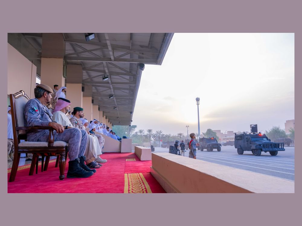 Ammar bin Humaid attends graduation of 24th National Service intake at Manama Training Centre