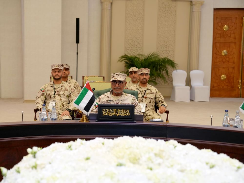Chief of Staff heads UAE delegation to 22nd meeting of GCC Supreme Military Committee of Chiefs of Staff in Kuwait