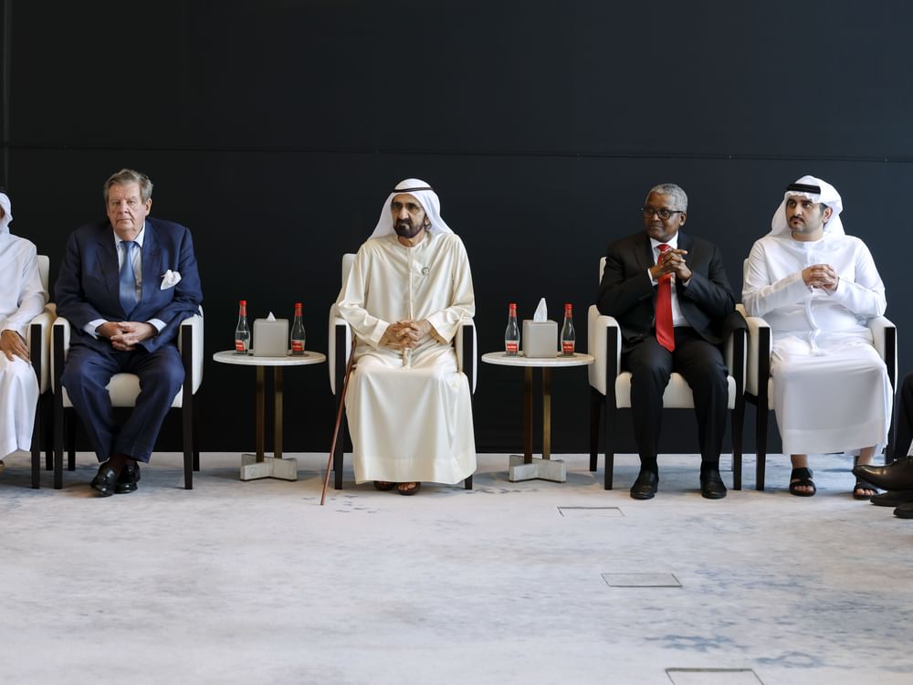 Mohammed bin Rashid meets with delegation of leading African business, philanthropic leaders