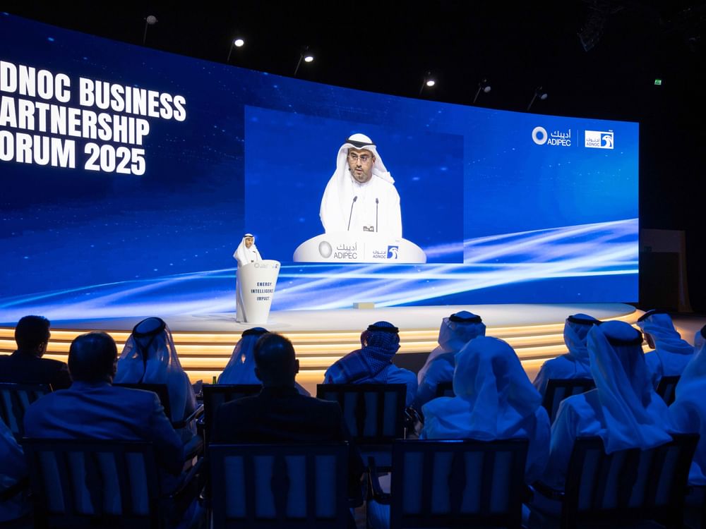 "أدنوك" تعلن ترسية عقود تجارية بقيمة 54 مليار درهم خلال النصف الثاني من 2025  