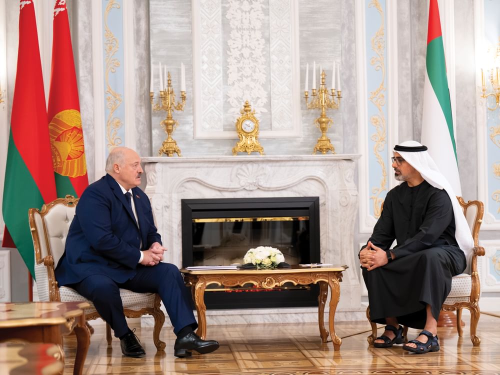 ولي عهد أبوظبي والرئيس البيلاروسي يبحثان سبل تعزيز العلاقات الثنائية
