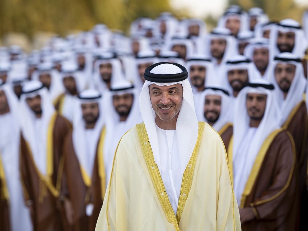 تحت رعاية رئيس الدولة.. هزاع بن زايد يشهد العرس الجماعي لـ 181 عريساً من أبناء منطقة العين