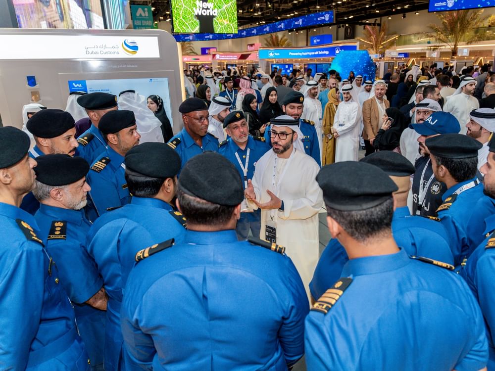 Dubai Customs showcases leading digital projects to government, diplomatic delegations at GITEX Global