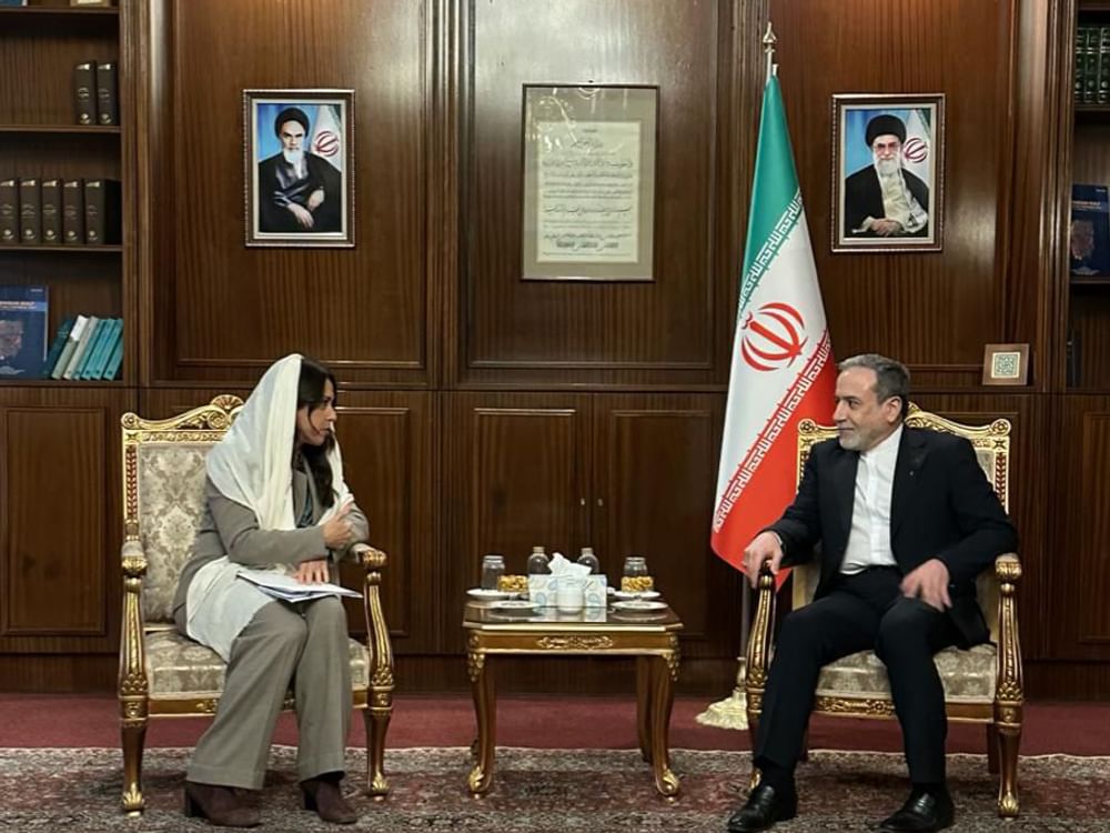 الإمارات وإيران تعقدان المشاورات السياسية في طهران